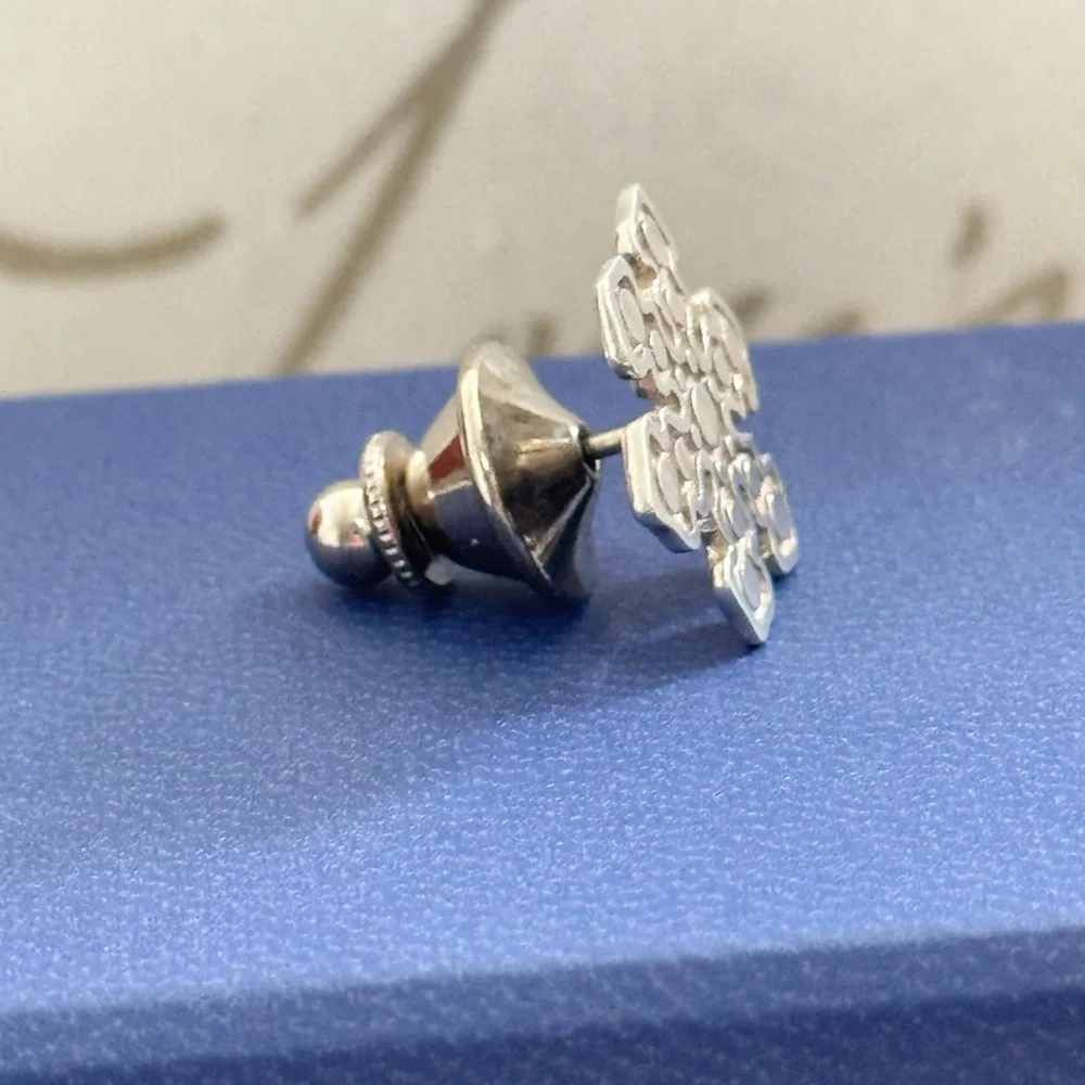 John Hardy .925 Sterling Silver 2004 Snowflake Pin / Tie Tac